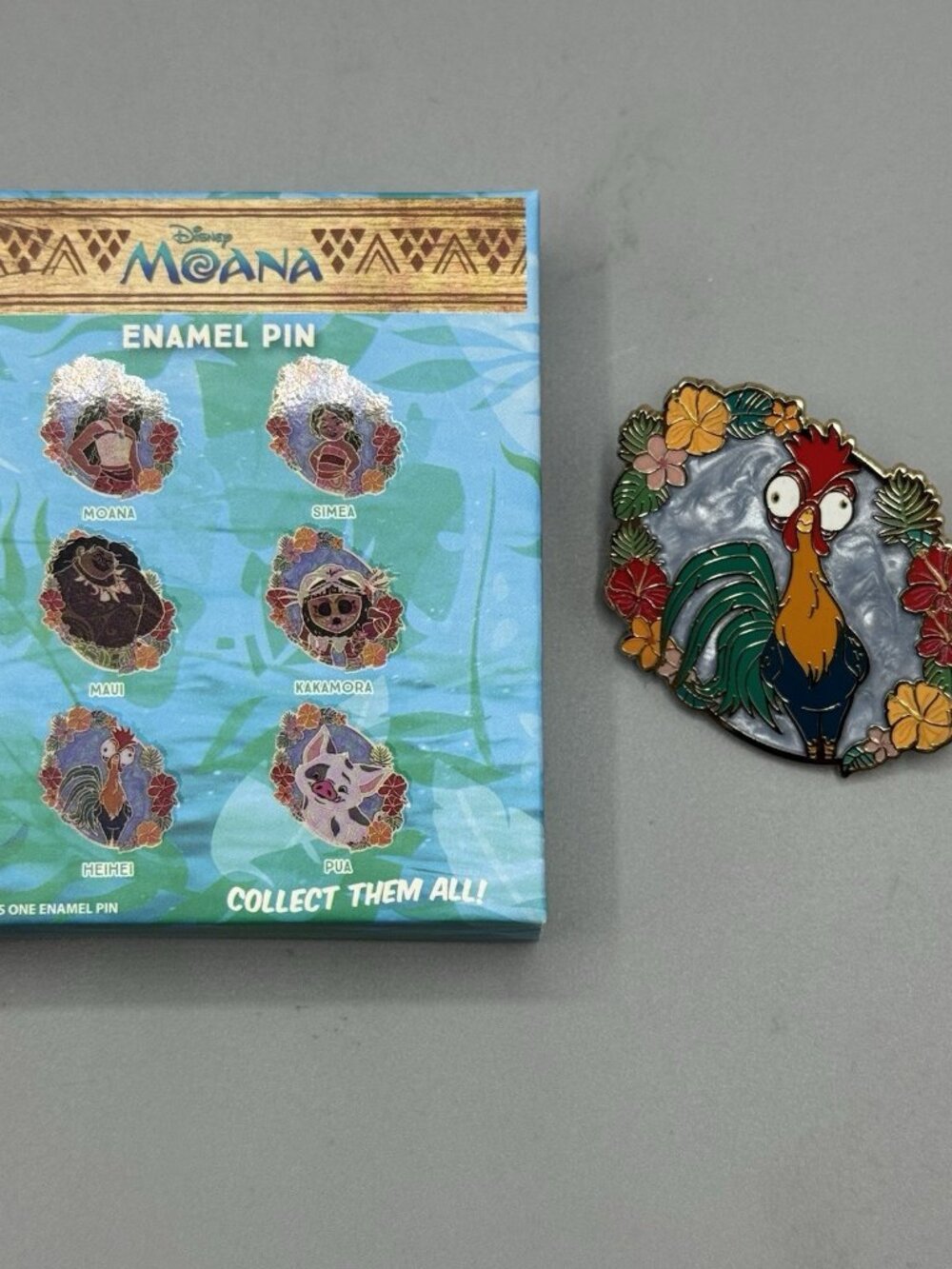 Disney Moana Floral Blind Enamel Pin New Open Box HEIHEI Chicken Rooster